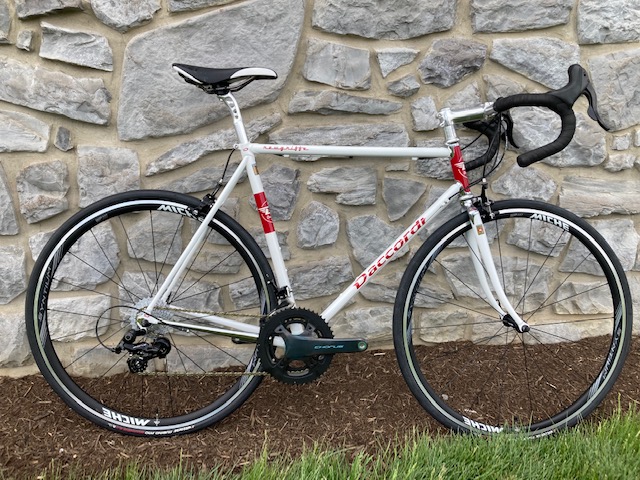 Vintage steel road online bike with modern components